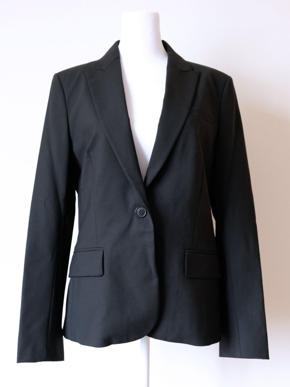 Theory Gabe B Blazer, Lightweight Wool, 80001199, Black, Size 10, Like New